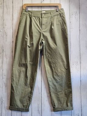 a new day Sz 8 Olive Green Pleat-Front Chinos